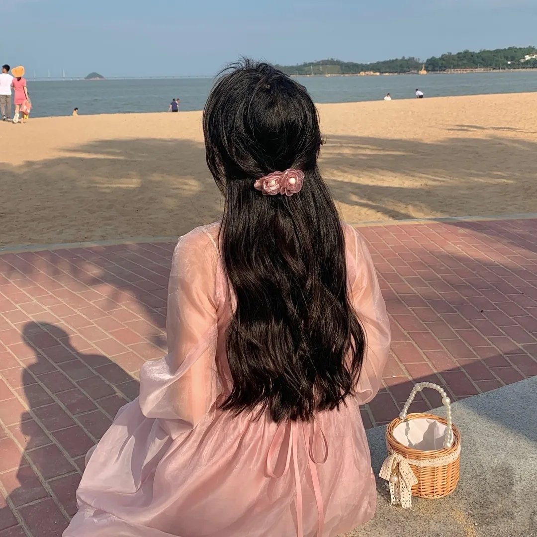 汪洋中的一条船